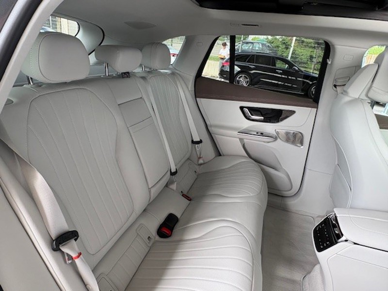 Image Mercedes-Benz EQE SUV 500 4MATIC SUV Electric Art Digital light TO GPS Carplay Caméra 360 Burmester HUD Sièges cuir élec c