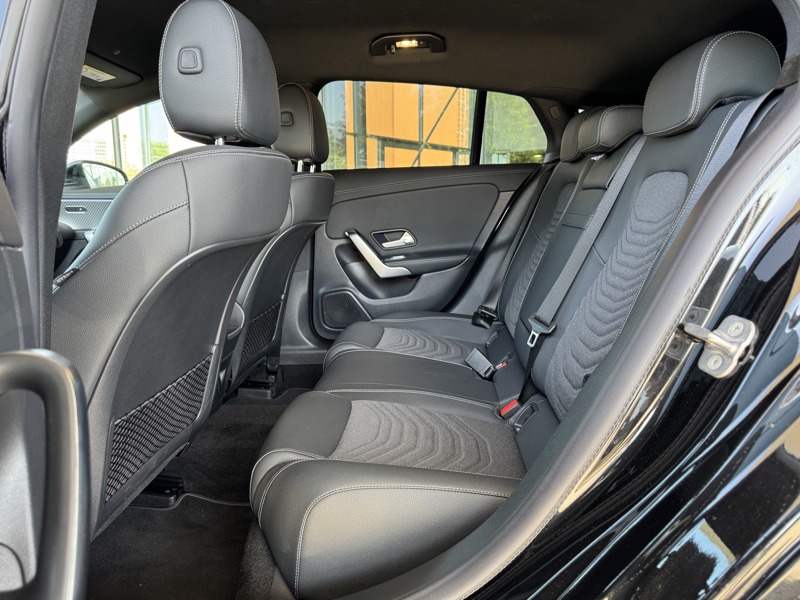 Image Mercedes-Benz CLA SHOOTING BRAKE CLA 180 Shooting Brake Pack Progressive Full leds GPS Caméra Carplay Sièges chauffants Régul Clim au