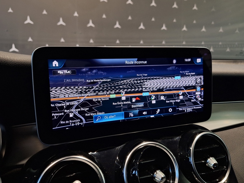 Image Mercedes-Benz GLC SUV GLC 300e 4MATIC SUV AMG Line  