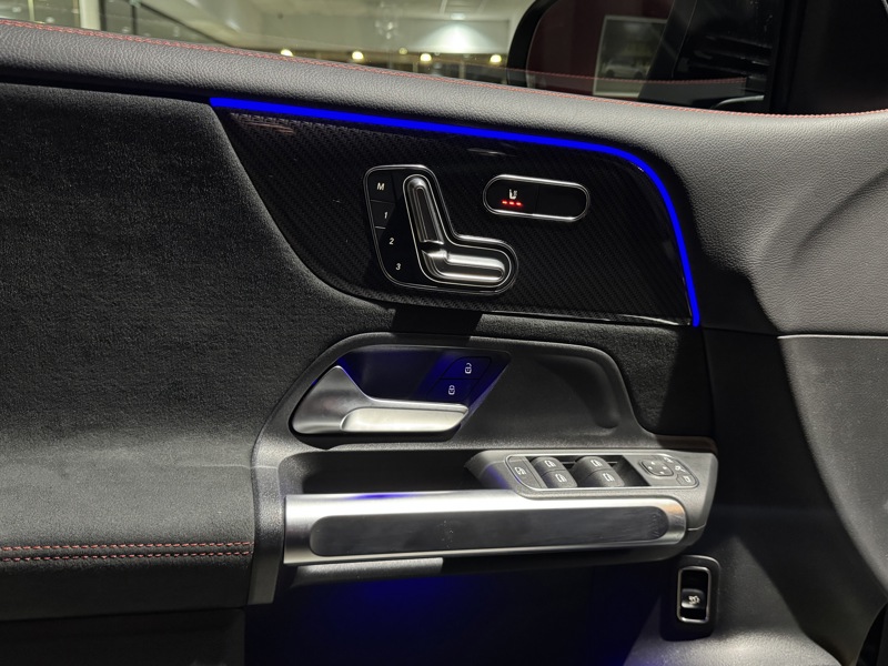 Image Mercedes-Benz GLB 200 d AMG Line AMG Line Classe GLB GLB 220 AMG LINE 8G-DCT