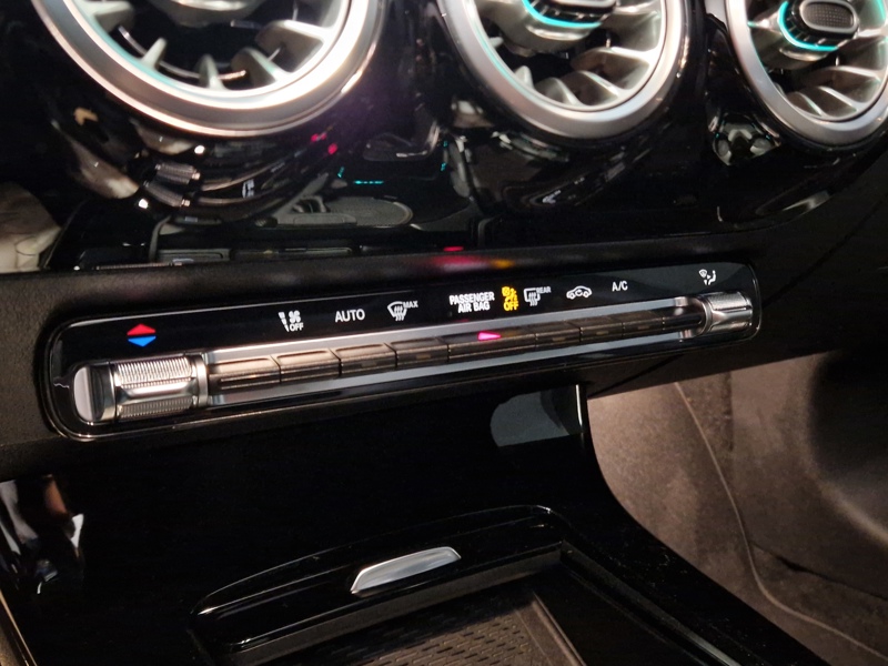 Image Mercedes-Benz CLA SHOOTING BRAKE CLA 200 Shooting Brake AMG Line Classe CLA 200 AMG LINE Shooting Brake