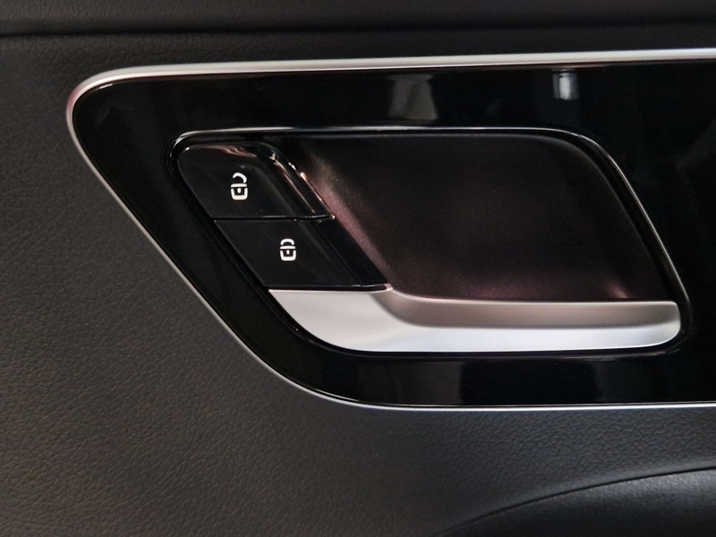 Image Mercedes-Benz CLASSE C BREAK Classe C 220 d Break AMG Line  