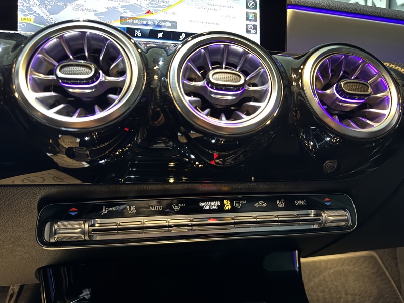 Image Mercedes-Benz CLA 200 d Shooting Brake AMG Line AMG Line CLA 200 D SHOOTING BRAKE AMG LINE