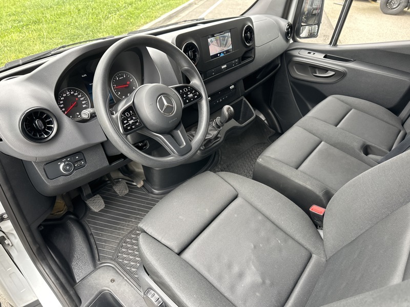 Image Mercedes-Benz Sprinter Fg III  314 CDI 39 3T5 L2H2 10.5M3 TRACTION AV 24900€HT MBUX CAMERA BVM Garantie 24 mois