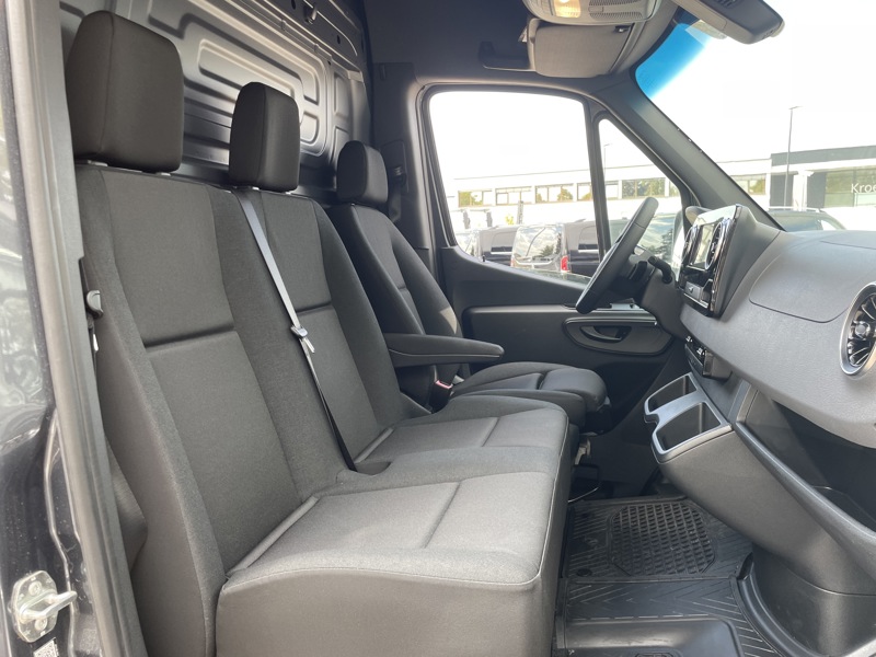 Image Mercedes-Benz SPRINTER FG 317 CDI Fourgon PRO Standard 62 000€HT SPRINTER SPRINTER 317 FG 37 3,5t PRO