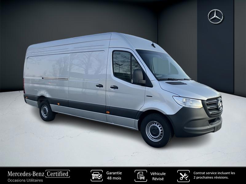 Photo Mercedes-Benz SPRINTER eSprinter 420 113KWH 14m3 L3H2 100% électrique  49.800euro HT 