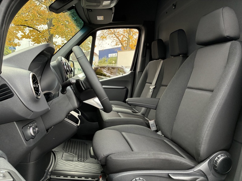 Mercedes-Benz SPRINTER 317 CDI Fourgon PRO L2H2 12M3 BVA  