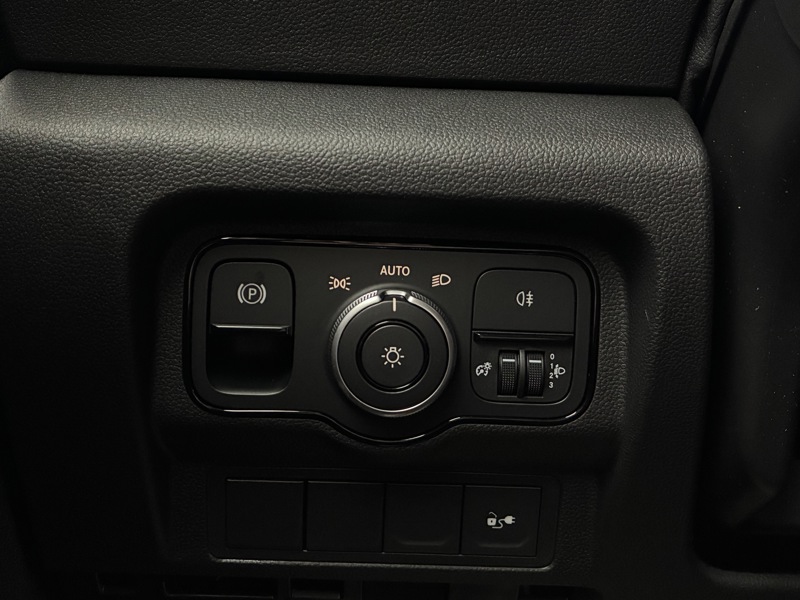 Mercedes-Benz ECITAN e Fourgon BASE Standard  