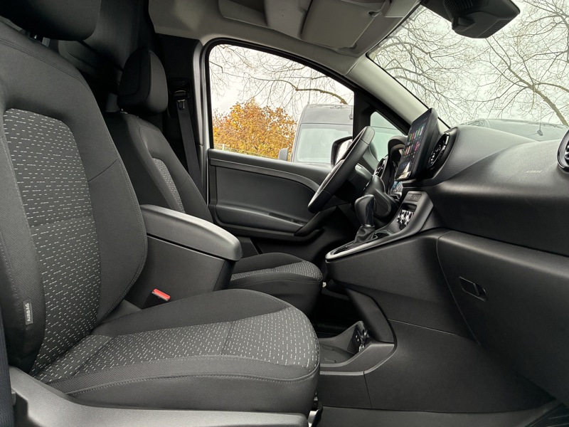 Mercedes-Benz ECITAN e Fourgon BASE Standard  