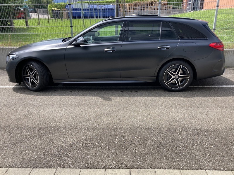 Image Mercedes-Benz CLASSE C BREAK 300 d e Hybrid EQ 4MATIC Break AMG Line Digital light GPS Carplay Caméra 360 Burmester HUD Sièges cu