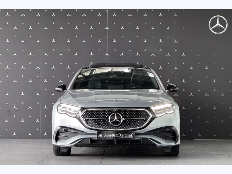 Image Mercedes-Benz CLASSE E 300 e Hybrid EQ AMG Line Berline Digital light TO GPS Carplay Caméra 360 HUD Burmester Sièges cuir é