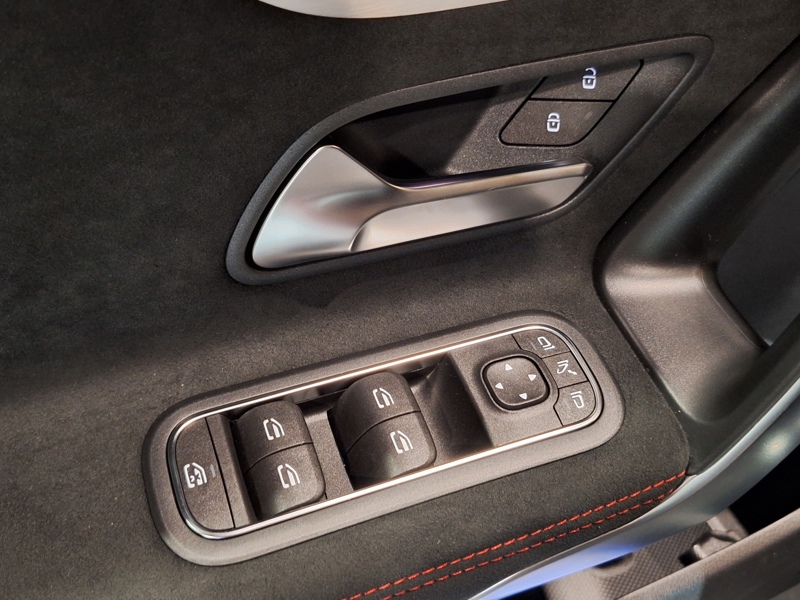 Image Mercedes-Benz CLA SHOOTING BRAKE CLA 200 d Shooting Brake AMG Line  1186 CLA 200 d Shooting Brake