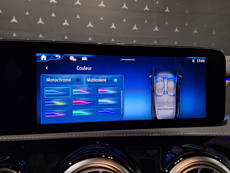 Image Mercedes-Benz CLA SHOOTING BRAKE CLA 200 d Shooting Brake AMG Line  1186 CLA 200 d Shooting Brake