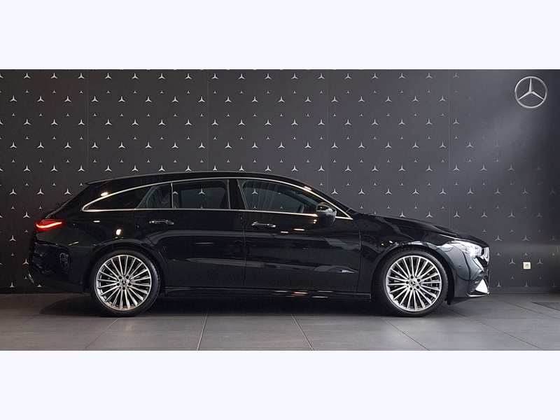 Image Mercedes-Benz CLA SHOOTING BRAKE CLA 200 d Shooting Brake AMG Line  1186 CLA 200 d Shooting Brake