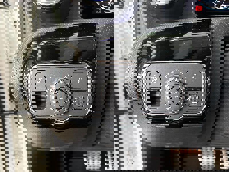 Image Mercedes-Benz CLASSE A 250 e AMG Line  