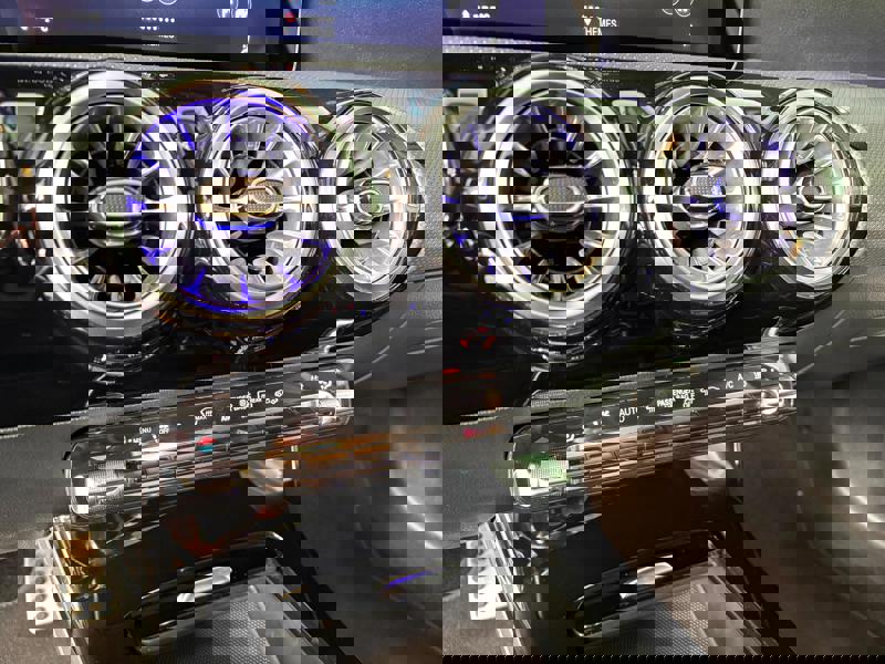 Image Mercedes-Benz CLASSE A 250 e AMG Line  