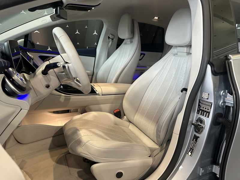 Image Mercedes-Benz EQE BERLINE EQE 300 AMG Line  