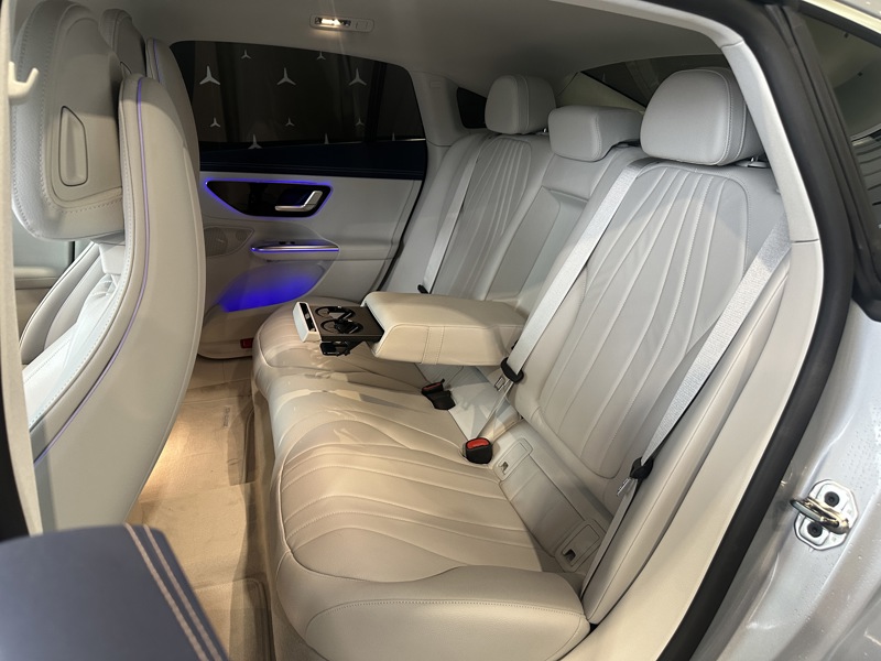 Image Mercedes-Benz EQE BERLINE EQE 300 AMG Line  