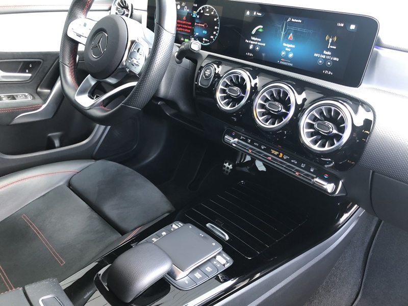 Image Mercedes-Benz CLA SHOOTING BRAKE CLA 250 e Shooting Brake AMG Line AMG Line 