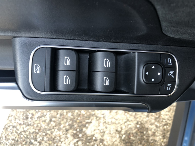 Image Mercedes-Benz GLB 200 d AMG Line AMG Line 