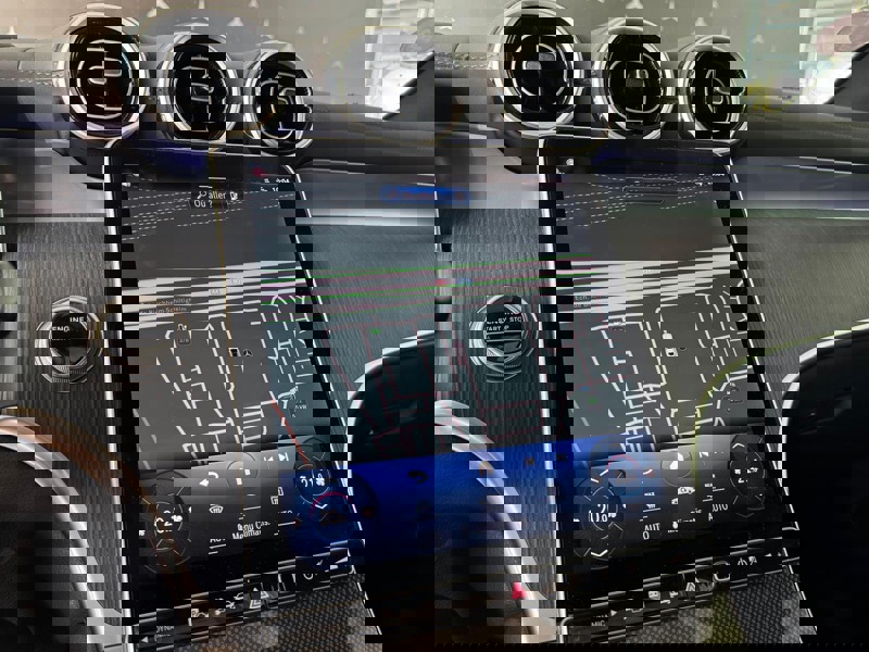 Image Mercedes-Benz GLC COUPÉ GLC 300 e Hybrid EQ 4MATIC Coupé AMG Line  