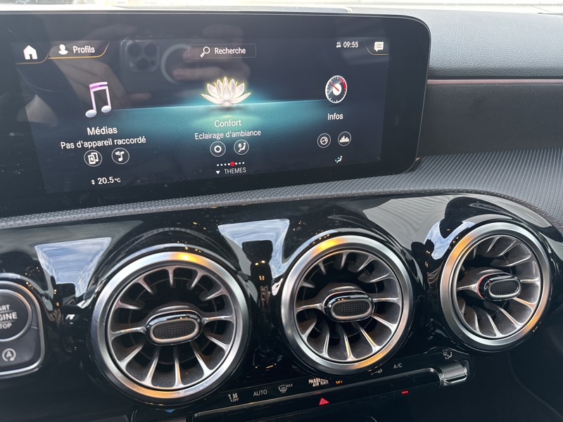 Image Mercedes-Benz CLASSE A 180 d AMG Line AMG Line 