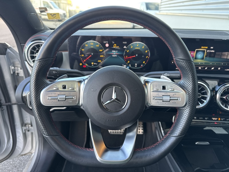 Image Mercedes-Benz CLA COUPÉ CLA 180 Coupé AMG Line AMG Line 