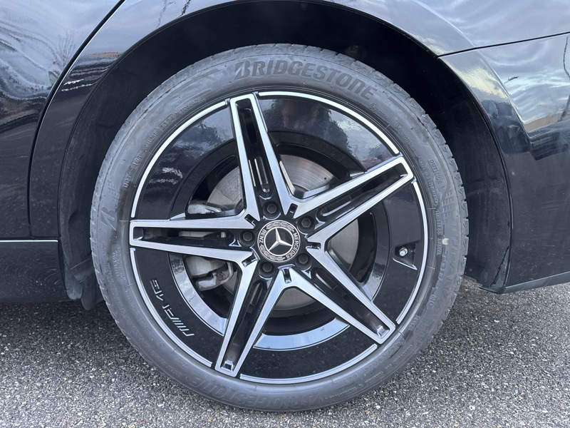 Image Mercedes-Benz CLASSE C BERLINE  220 d Berline AMG Line  CLASSE C/205 (2050) Classe C 220 d Berline AMG Line