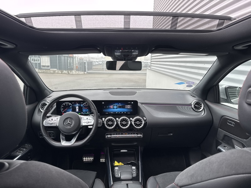 Image Mercedes-Benz GLA 250 e AMG Line AMG Line 2477 GLA 250 e AMG Line