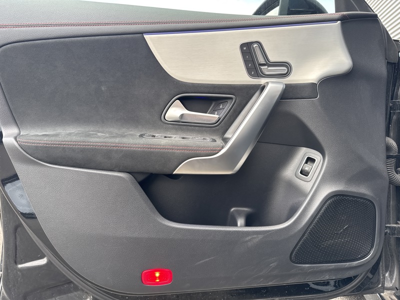 Image Mercedes-Benz CLA SHOOTING BRAKE 250 e AMG Line AMG Line 