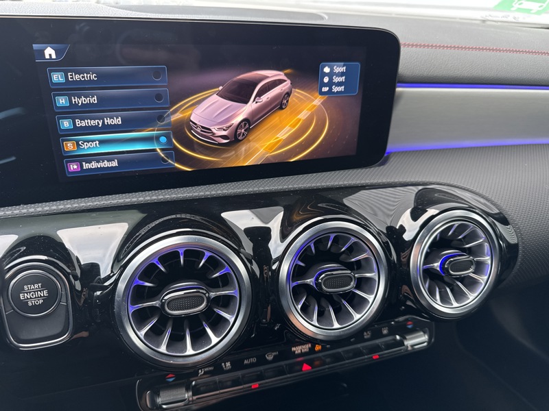 Image Mercedes-Benz CLA SHOOTING BRAKE 250 e AMG Line AMG Line 