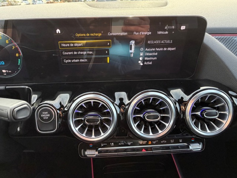 Image Mercedes-Benz GLA 250 e AMG Line 1.3 160+102 8G-DCT Toit ouvrant sièges av elect et chauff MULTIBEAM sono advanced Cha