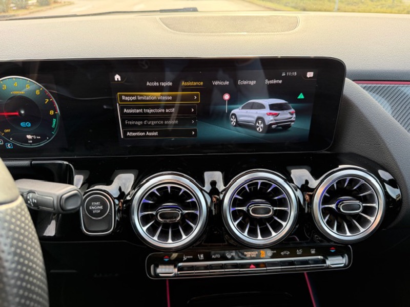 Image Mercedes-Benz GLA 250 e AMG Line 1.3 160+102 8G-DCT Toit ouvrant sièges av elect et chauff MULTIBEAM sono advanced Cha