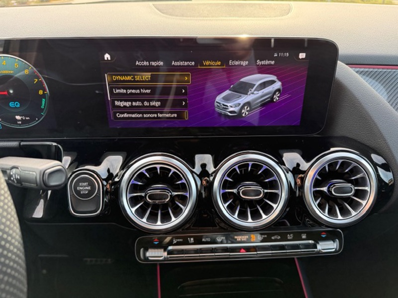 Image Mercedes-Benz GLA 250 e AMG Line 1.3 160+102 8G-DCT Toit ouvrant sièges av elect et chauff MULTIBEAM sono advanced Cha