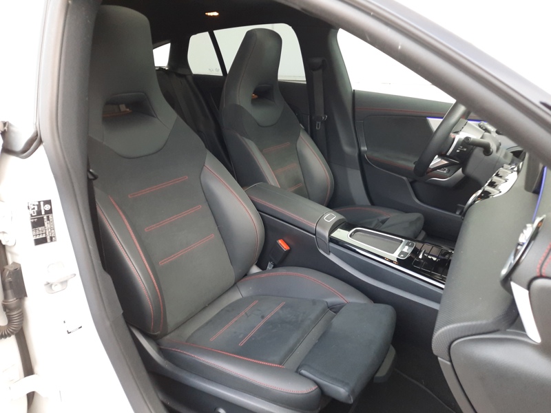 Image Mercedes-Benz CLA SHOOTING BRAKE CLA 250 e Shooting Brake AMG Line AMG Line TOE Affichage tête haute Cam 360 MULTIBEAM Pack hiver PSB