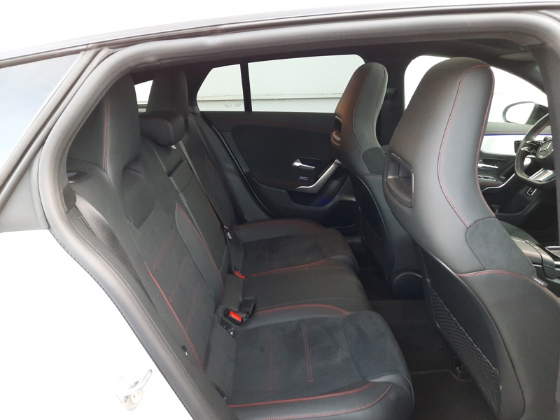 Image Mercedes-Benz CLA SHOOTING BRAKE CLA 250 e Shooting Brake AMG Line AMG Line TOE Affichage tête haute Cam 360 MULTIBEAM Pack hiver PSB