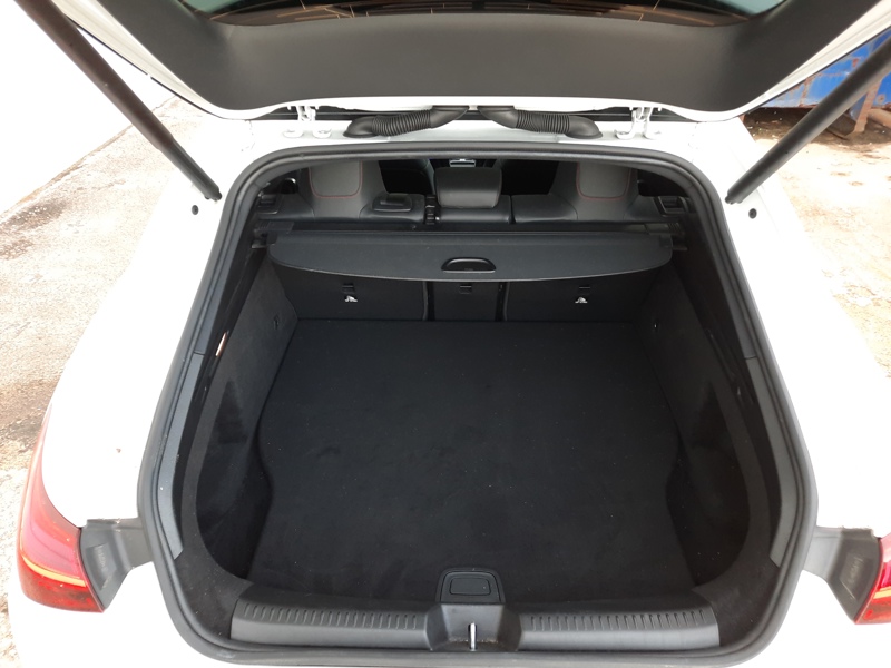 Image Mercedes-Benz CLA SHOOTING BRAKE CLA 250 e Shooting Brake AMG Line AMG Line TOE Affichage tête haute Cam 360 MULTIBEAM Pack hiver PSB