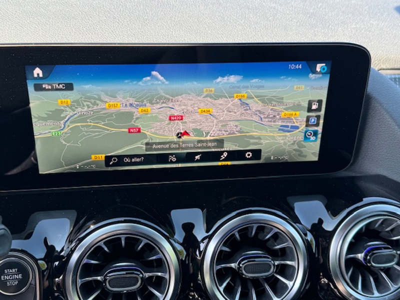 Image Mercedes-Benz GLA 200 d  Business Line Pack Progressive 2.0 150 8G-DCT Angle mort Cam recul Sièges av chauffants Détec