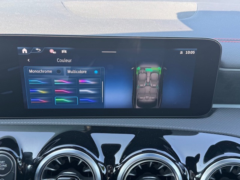 Image Mercedes-Benz CLA COUPÉ 200 d AMG Line 2.0 150 8G-DCT Toit ouvrant Distronic Carplay Angle mort Pack hiver Cam 360 Handsfree