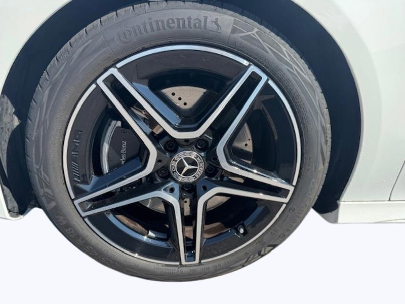 Image Mercedes-Benz CLA COUPÉ 200 d AMG Line 2.0 150 8G-DCT Toit ouvrant Distronic Carplay Angle mort Pack hiver Cam 360 Handsfree