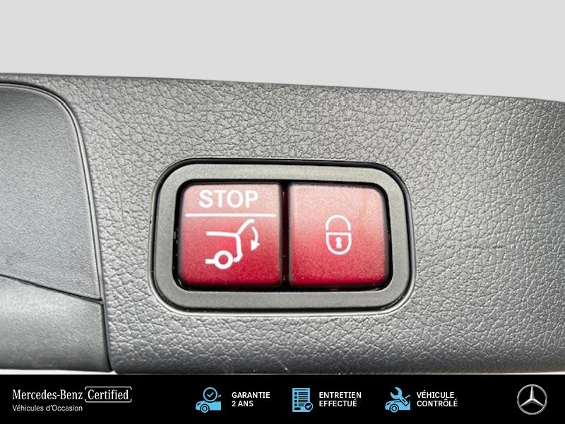 Image Mercedes-Benz GLB 200 d AMG Line 2.0 150 8G-DCT 7 places Siéges av elect Toit ouvrant Amortissement adaptatif Attelage