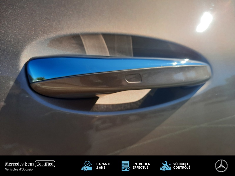 Image Mercedes-Benz GLA 200 d AMG Line 2.0 150 8G-DCT Toit ouvrant Camera Sièges av chauffants Eclairage amb Hayon auto regl