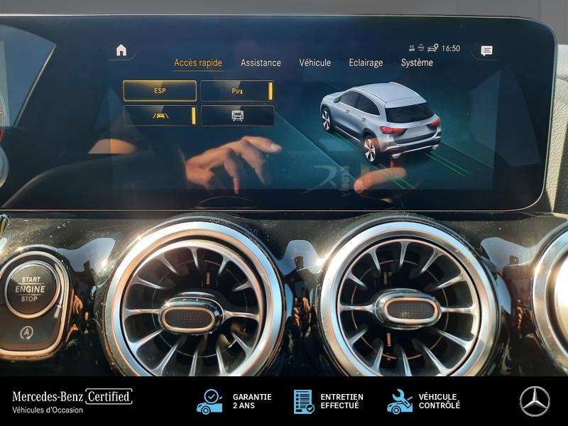 Image Mercedes-Benz GLA 200 d AMG Line 2.0 150 8G-DCT Toit ouvrant Camera Sièges av chauffants Eclairage amb Hayon auto regl