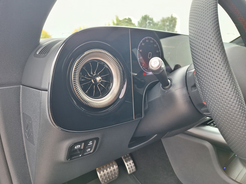 Image Mercedes-Benz CLA COUPÉ CLA 250+ avec technologie EQ Limited Edition  1743 CLA 250+ avec technologie EQ