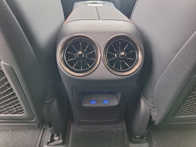 Image Mercedes-Benz CLA COUPÉ CLA 250+ avec technologie EQ Limited Edition  1743 CLA 250+ avec technologie EQ