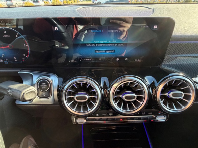 Image Mercedes-Benz GLB 200 d AMG Line 2.0 150 8G-DCT Angle mort Cam recul 7 Places Hayon auto Handsfree access Sièges av el