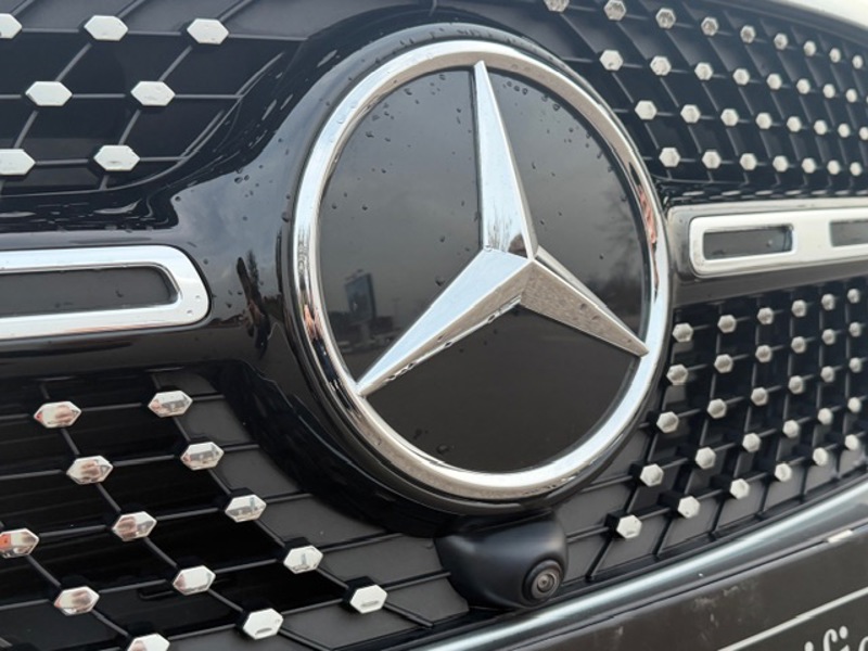 Image Mercedes-Benz GLB 200 d AMG Line 2.0 150 8G-DCT Toit ouvrant Pack hiver Pack sport black MULTIBEAM Hayon auto Handsfre