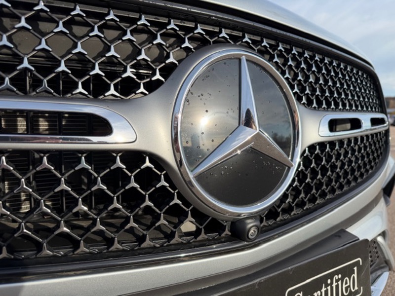 Image Mercedes-Benz GLC COUPÉ 300 e 4MATIC AMG Line 2.0 313 4x4 9G-Tronic toit ouvrant Carplay Angle mort Sièges av elect Affichag