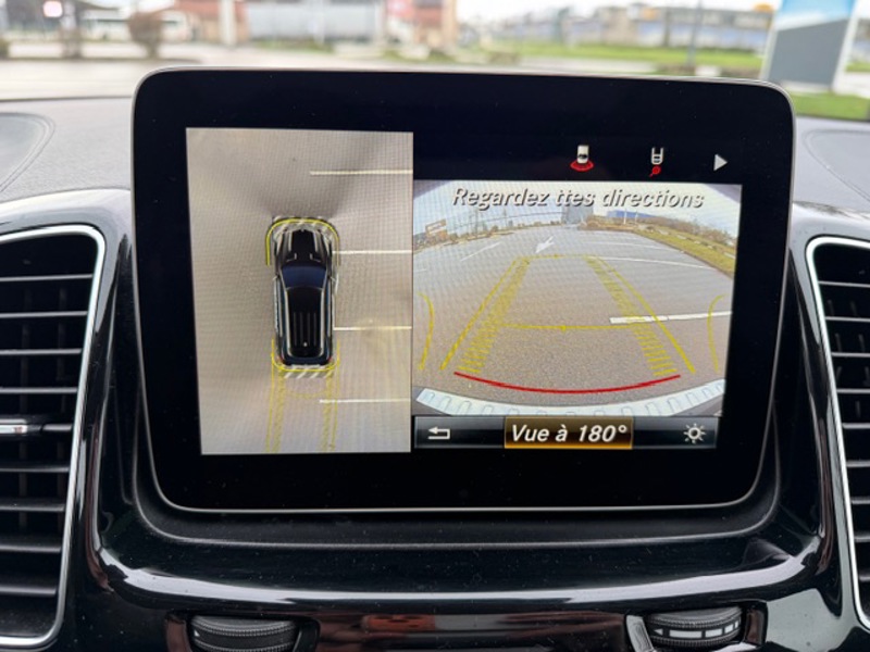 Image Mercedes-Benz GLE SUV 350 d 4MATIC Fascination  3.0 258 4X4 9G-Tronic Toit ouvrant Carplay Angle mort Feux auto Sieges av 