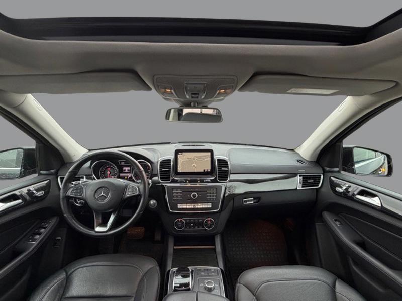 Image Mercedes-Benz GLE SUV 350 d 4MATIC Fascination  3.0 258 4X4 9G-Tronic Toit ouvrant Carplay Angle mort Feux auto Sieges av 